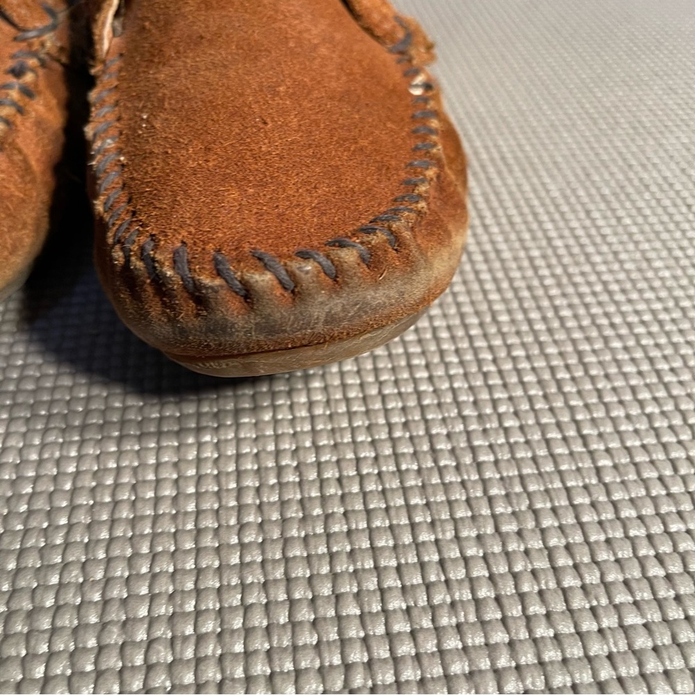 Minnetonka Lace Up Ankle Moccasins Aztec Design - Picture 4 of 10